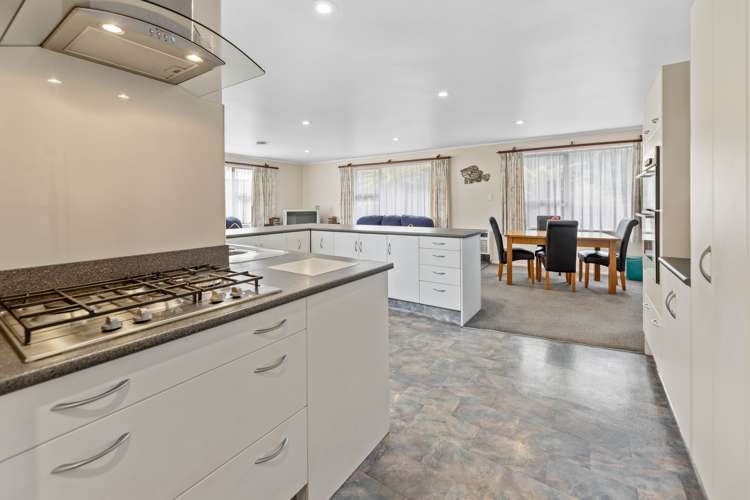 214 West Parkdale Street Tokoroa_5