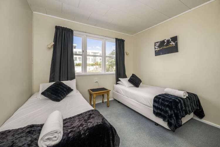 387-391 Hibiscus Coast Highway Orewa_9