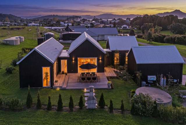 Designer Coastal Living