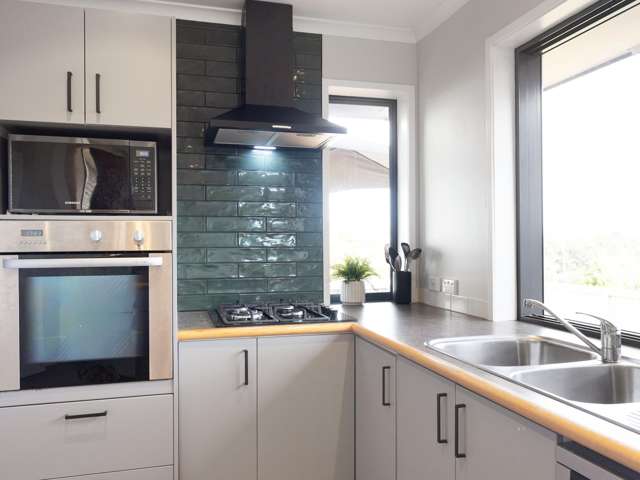 127 Baverstock Road Nawton_3