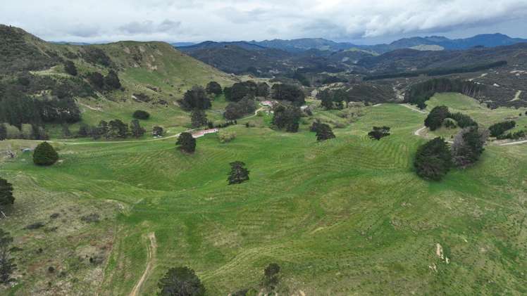 2164 Te Mai Road Tinui Valley_15