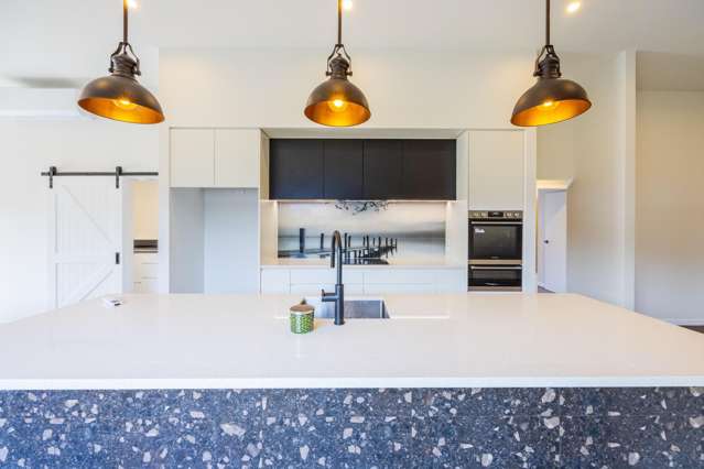 8 Holyrood Terrace Waipukurau_2