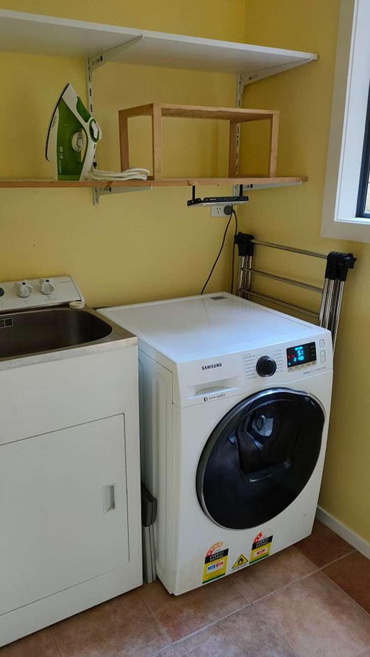 295 Main Road Tawa_10