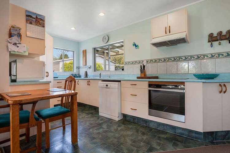 15 Pairatahi Road Kaingaroa_5