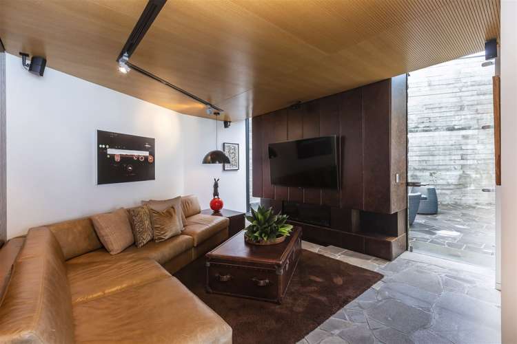 1 Whitewash Head Road Scarborough_21