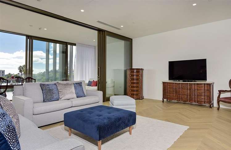 304/10 St Marks Road 1776_7