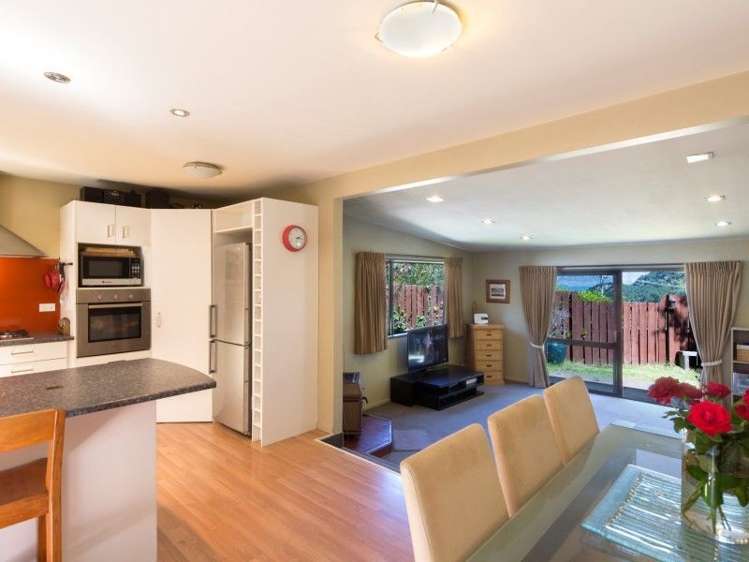 22b Watts Road Fernhill/Sunshine Bay_3