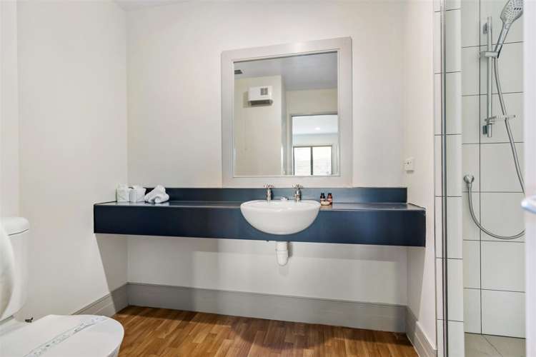 10/69 Edinburgh Drive Queenstown_11