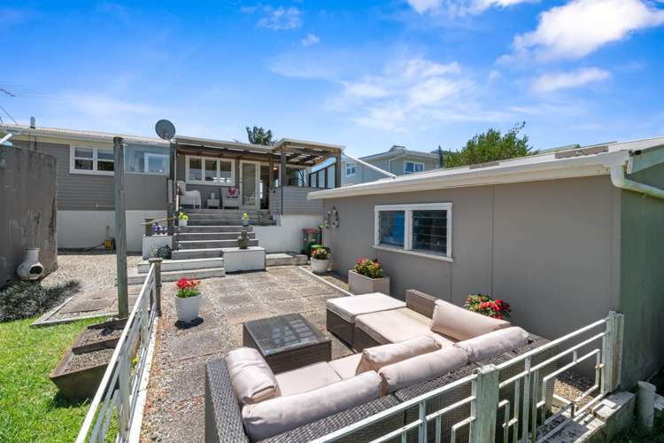 1359 Whangaparaoa Road Army Bay_14