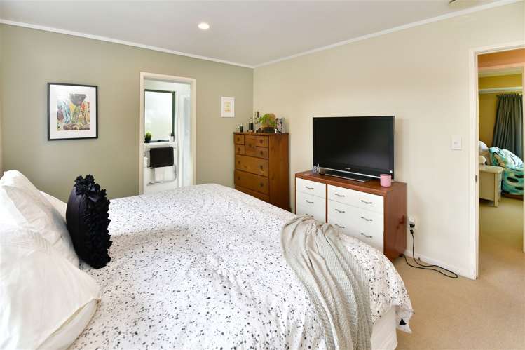 33a Kia Ora Road Beach Haven_13