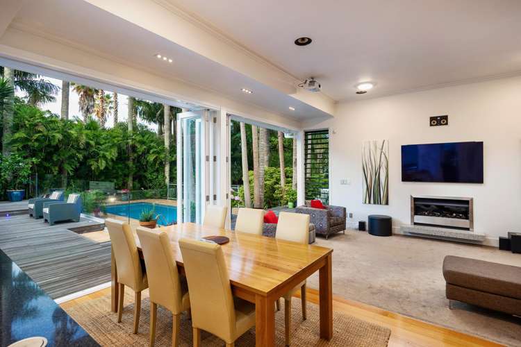 1A Summit Drive Mt Albert_1