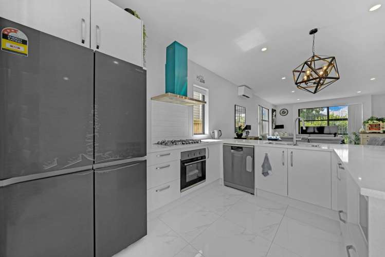 10b Hollowout Street Takanini_6