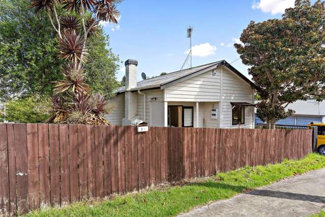 Low-Maintenance Living in Central Otahuhu - Warm, Inviting & Full of Potential!