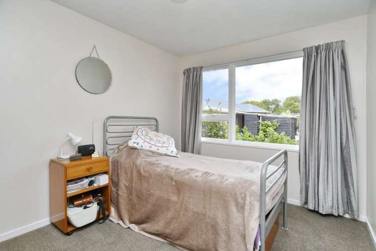 10 Seadown Crescent Amberley_12