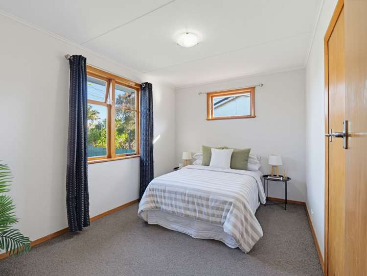 37 Hadfield Crescent College Estate_12