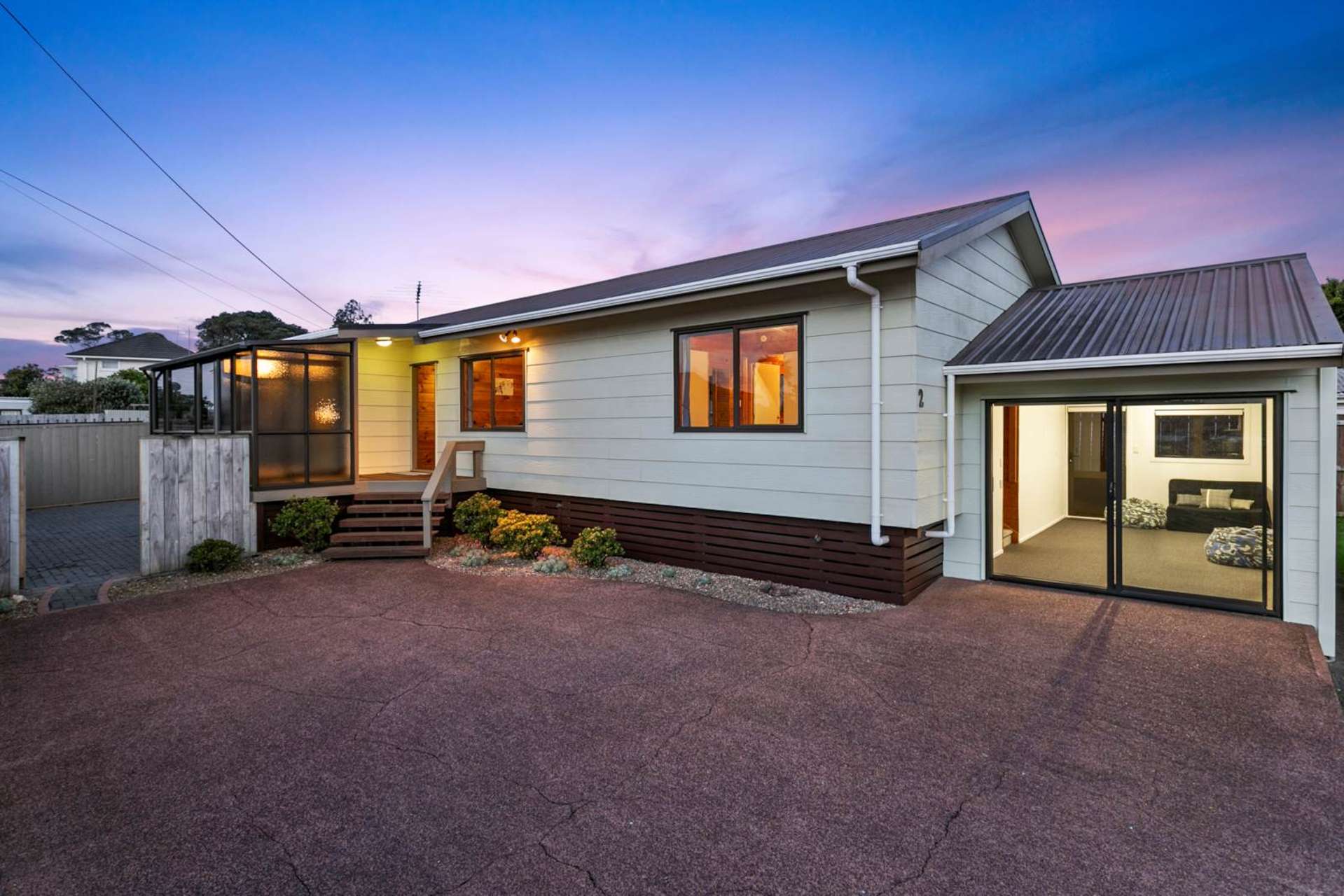 2/41 Strid Road Te Atatu South_0