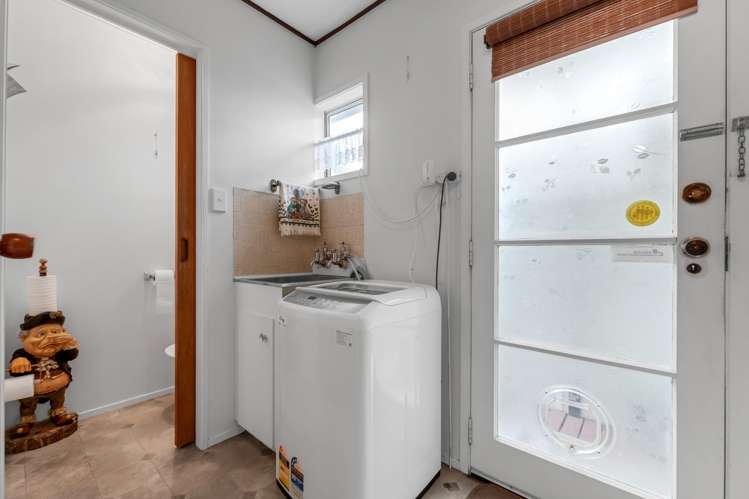 11b Honey Place Manurewa_9