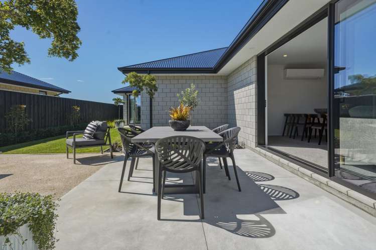 1 Cedric Place Darfield_8