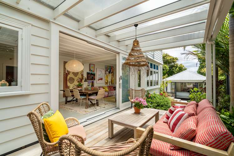 5 Turnbull Road Narrow Neck_5