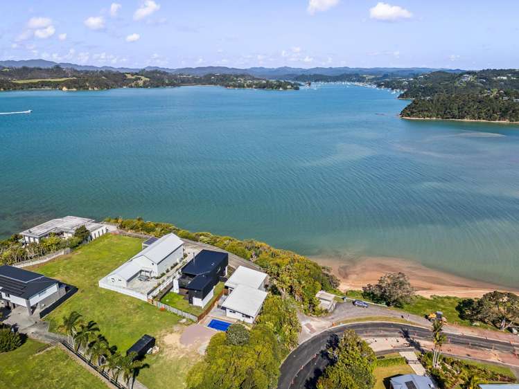3B Seaview Road Paihia_38