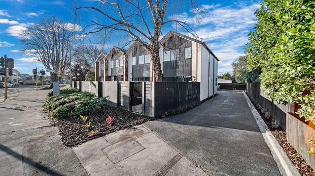 Urban Elegance - Short term rental furnished.