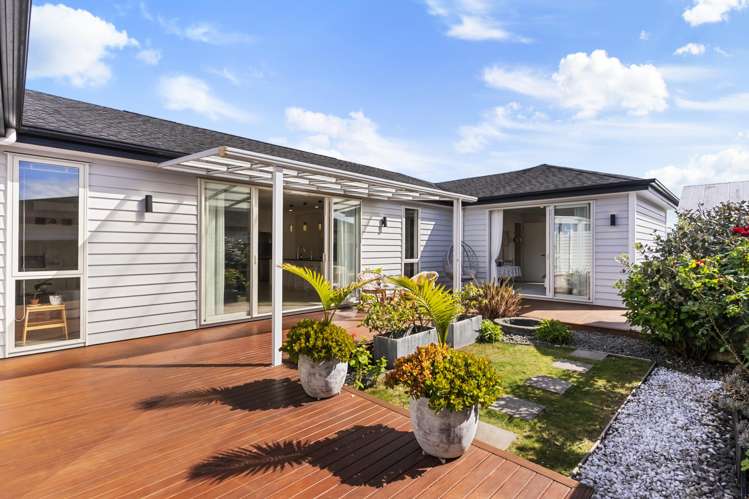 4 Tararua Street Massey_12