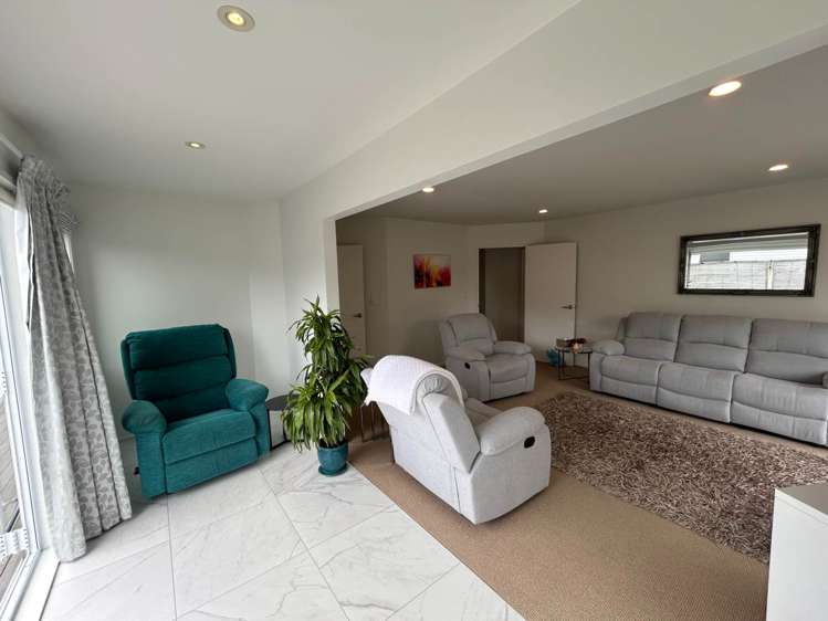 10B Tipene Place Meadowbank_7