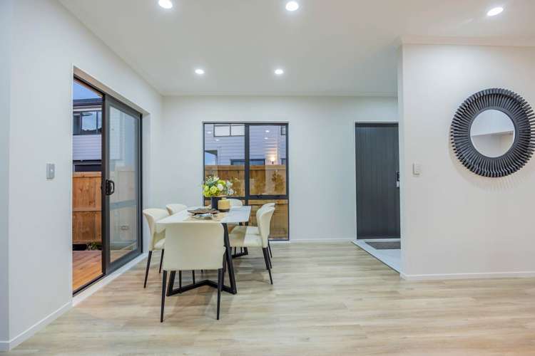 12c Borrowdace Avenue Botany Downs_7