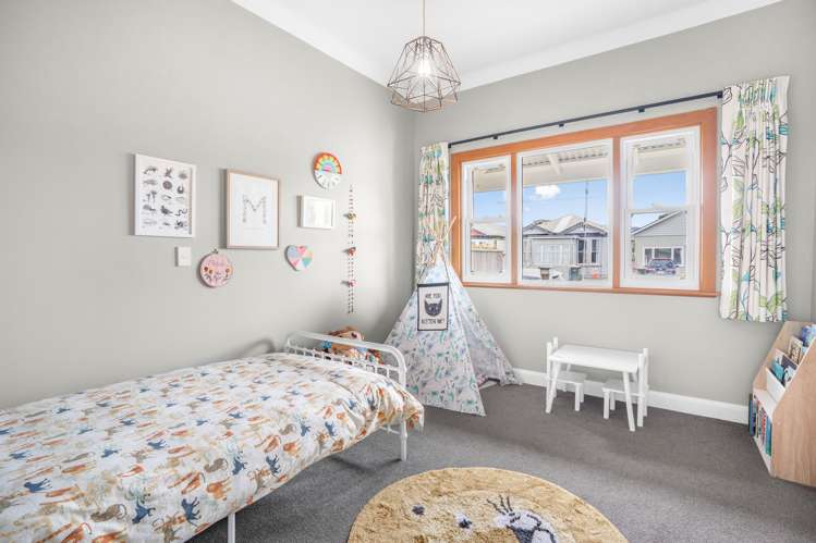 37 Bolton Street Petone_24