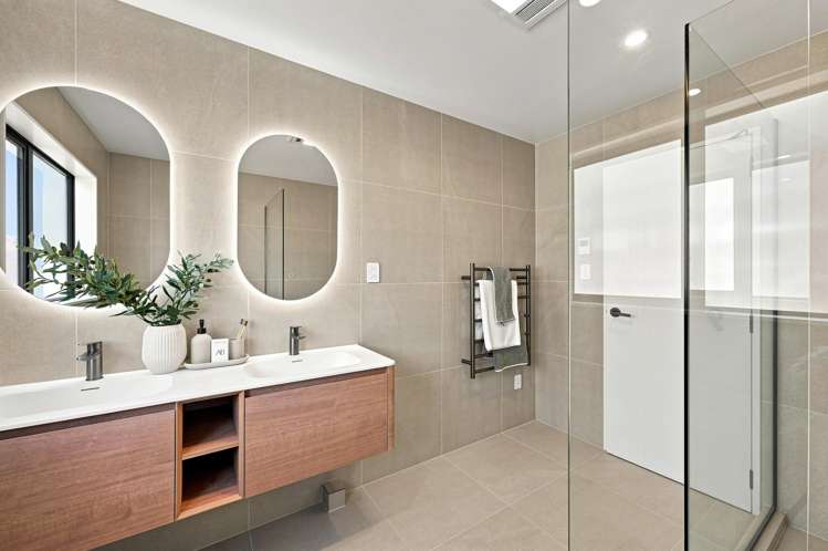 17D Rock Isle Road Torbay_20