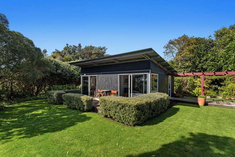 8 Thompson Road Waiotahe_7