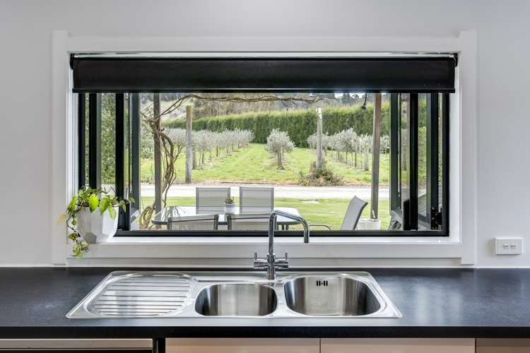 8 Scarrott Road Bay View_7