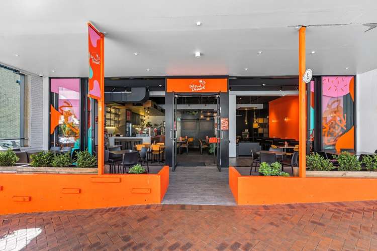 Unit 6/109 Devonport Road Tauranga Central_13