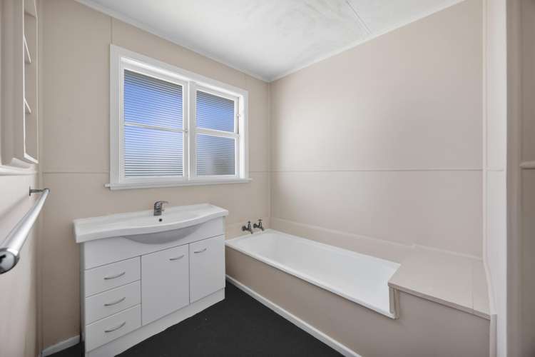 198 Beaconsfield Road Midhirst_28