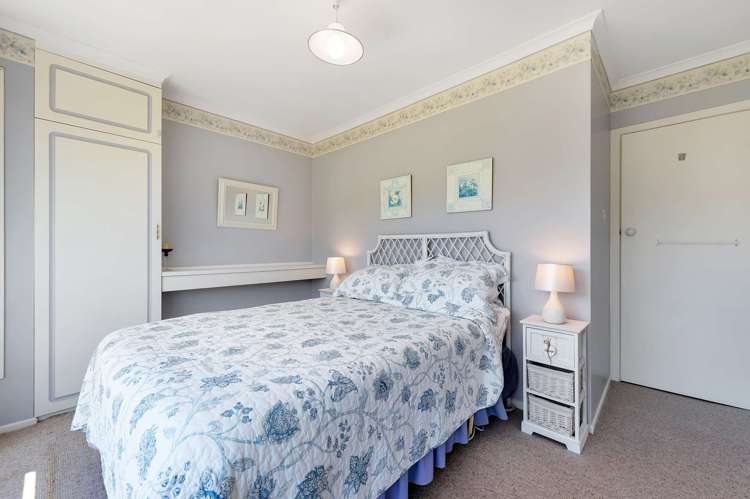 84 Great North Road Saint Johns Hill_10