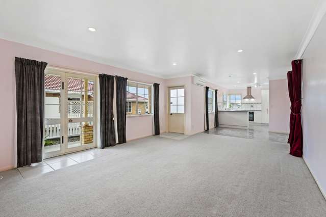 3/1 Sierra Avenue Te Kamo_1