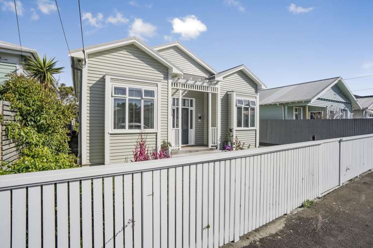 12 Huia Street Petone_25
