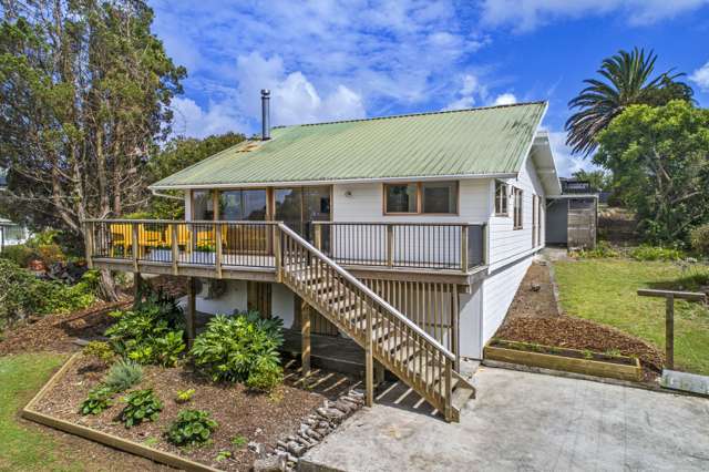 6 Takahe Street Tikipunga_1