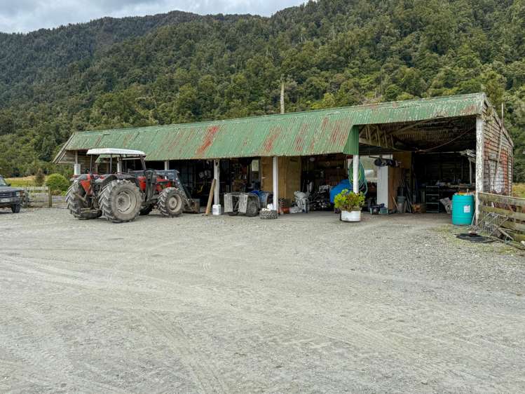 221 Docherty Creek Rd and Waiho Flat Road Franz Josef_10