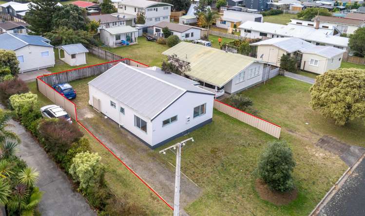 121a Linton Crescent Whangamata_16