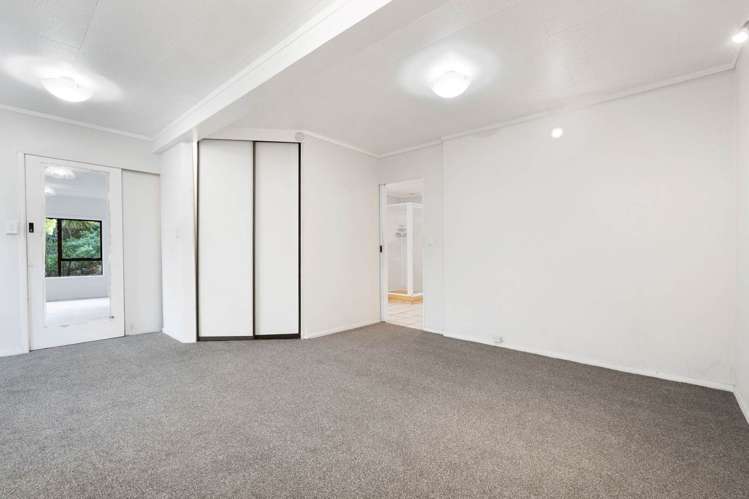 13 Reynolds Place Torbay_17