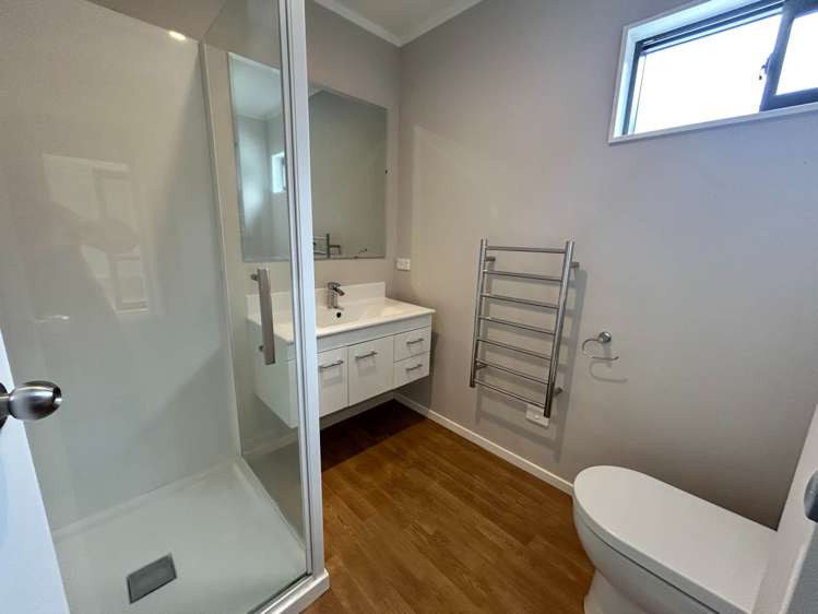 14/336B East Coast Road Mairangi Bay_9