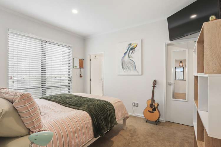 17 Eric Gifford Drive Ranui_10