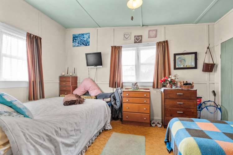 1095 Mataikona Road Mataikona_13