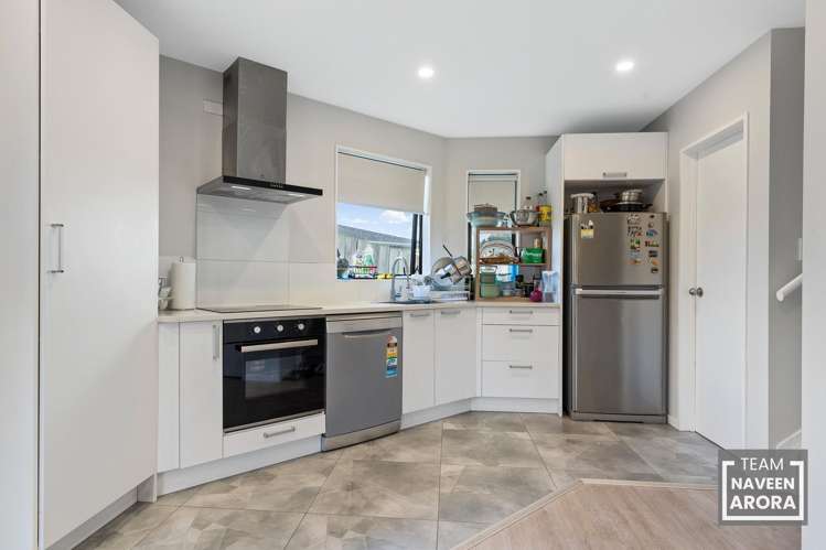 2 Whangamaru Way Papakura_2