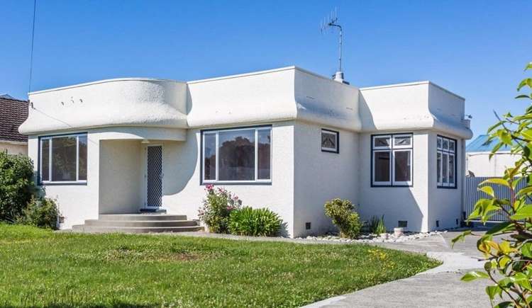 307 Alexandra Street_0