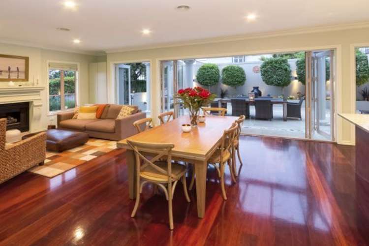 26 Oliver Twist Avenue Mellons Bay_18