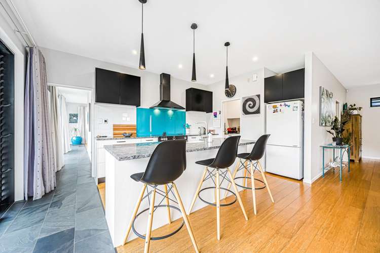 18 Awanui Crescent Matakana_10