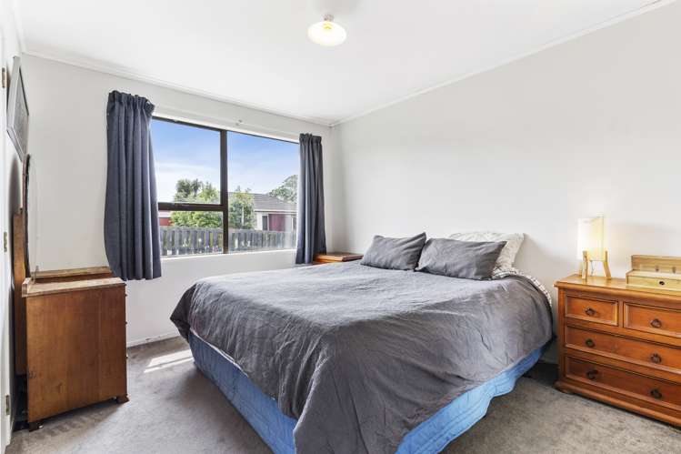 1/10 Catkin Crescent Papatoetoe_7