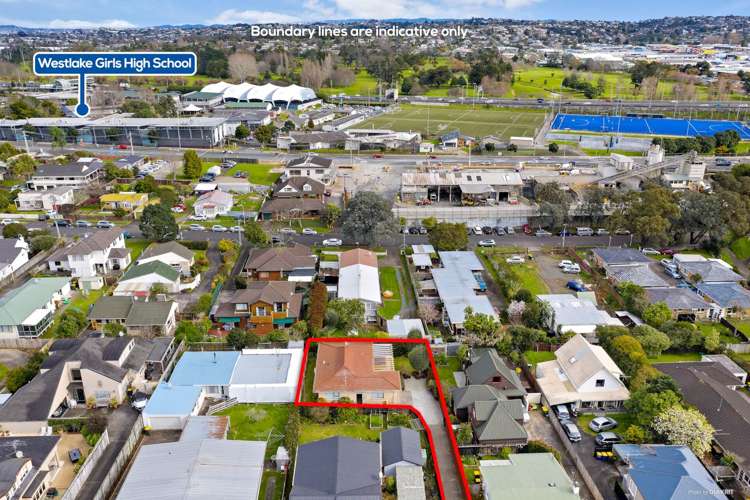 2/16 Brook Street Milford_18